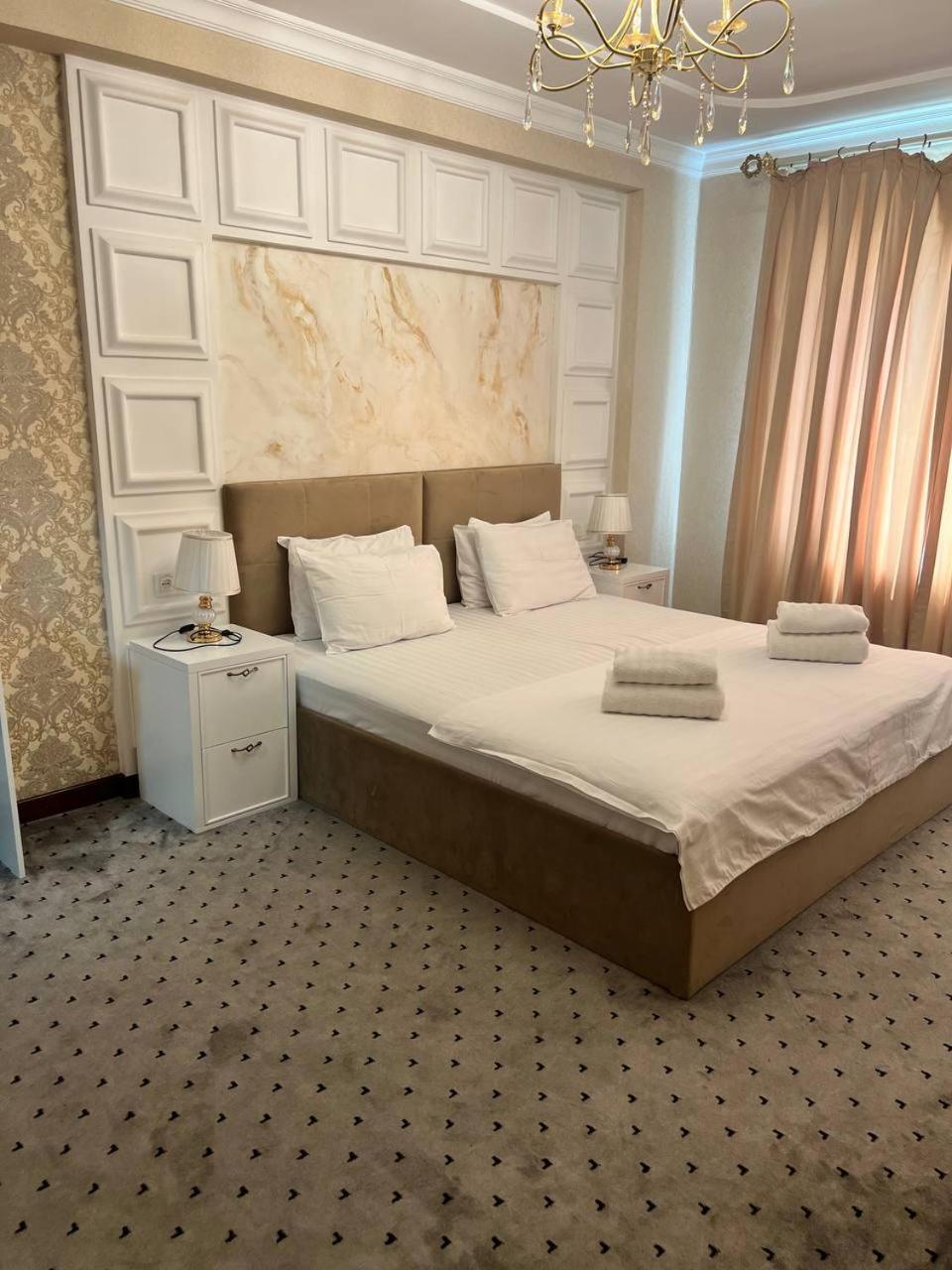 נמנאגאן Orzu Hotel מראה חיצוני תמונה