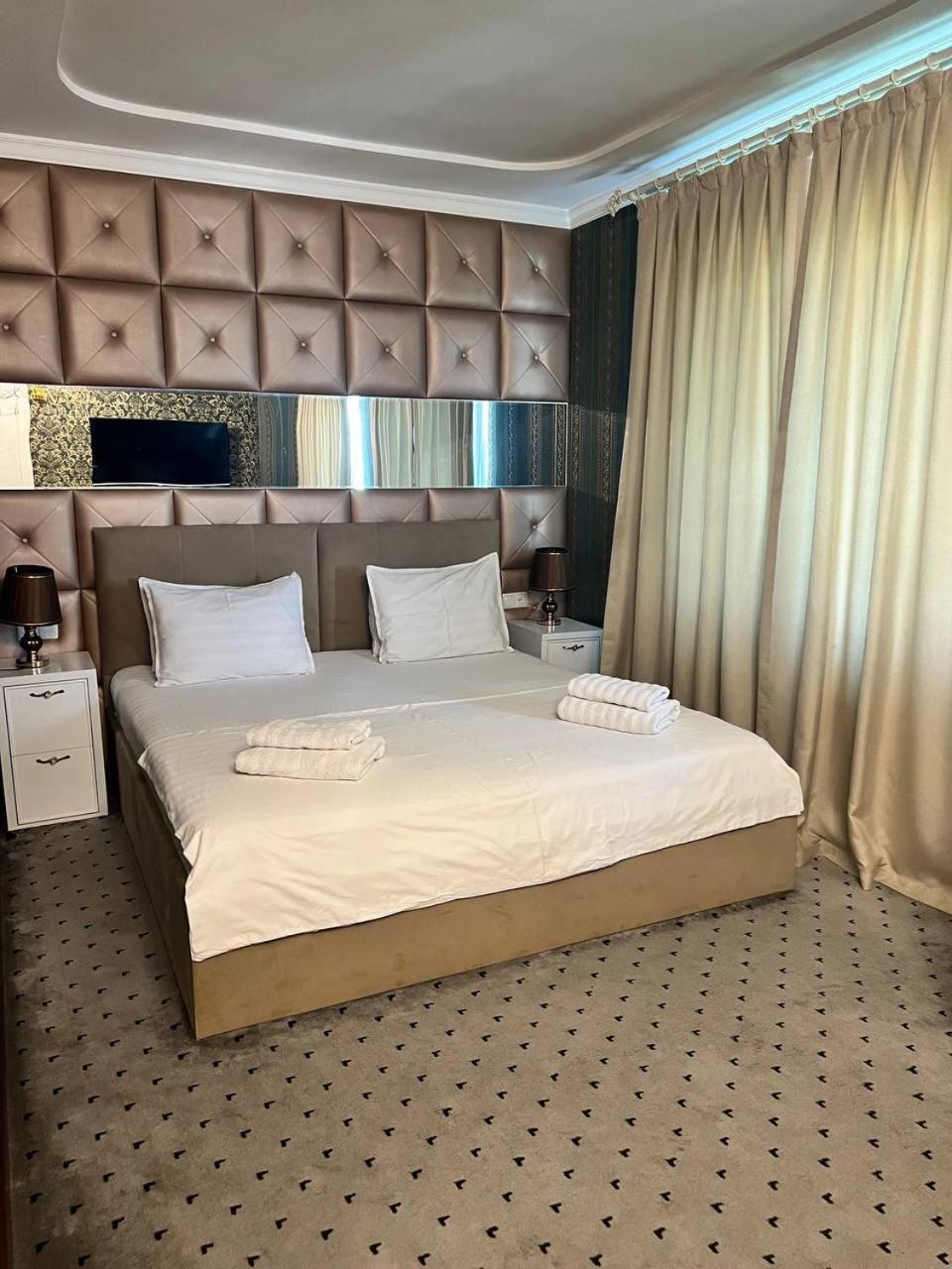נמנאגאן Orzu Hotel מראה חיצוני תמונה