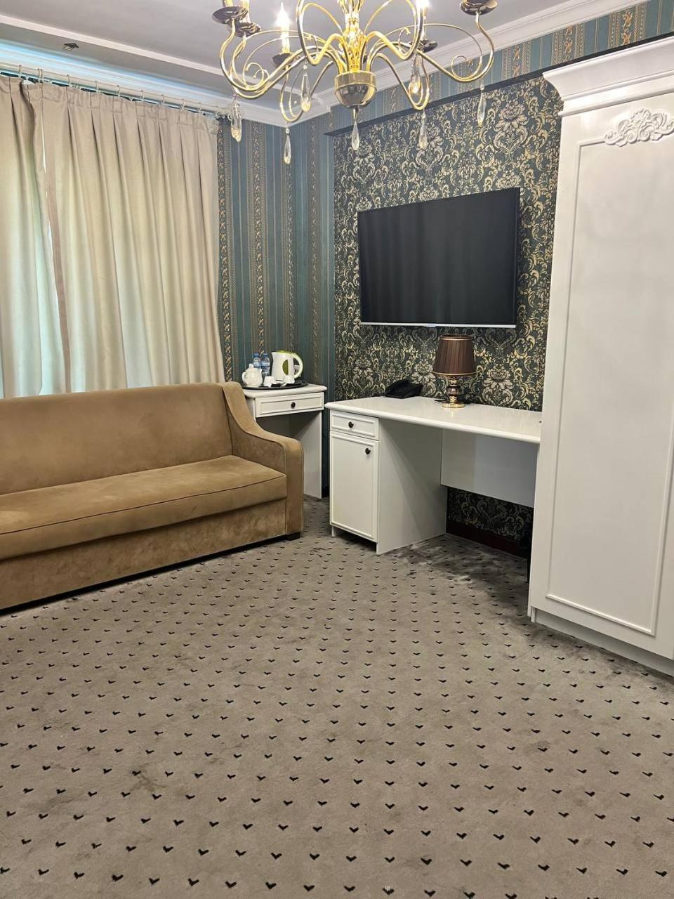 נמנאגאן Orzu Hotel מראה חיצוני תמונה
