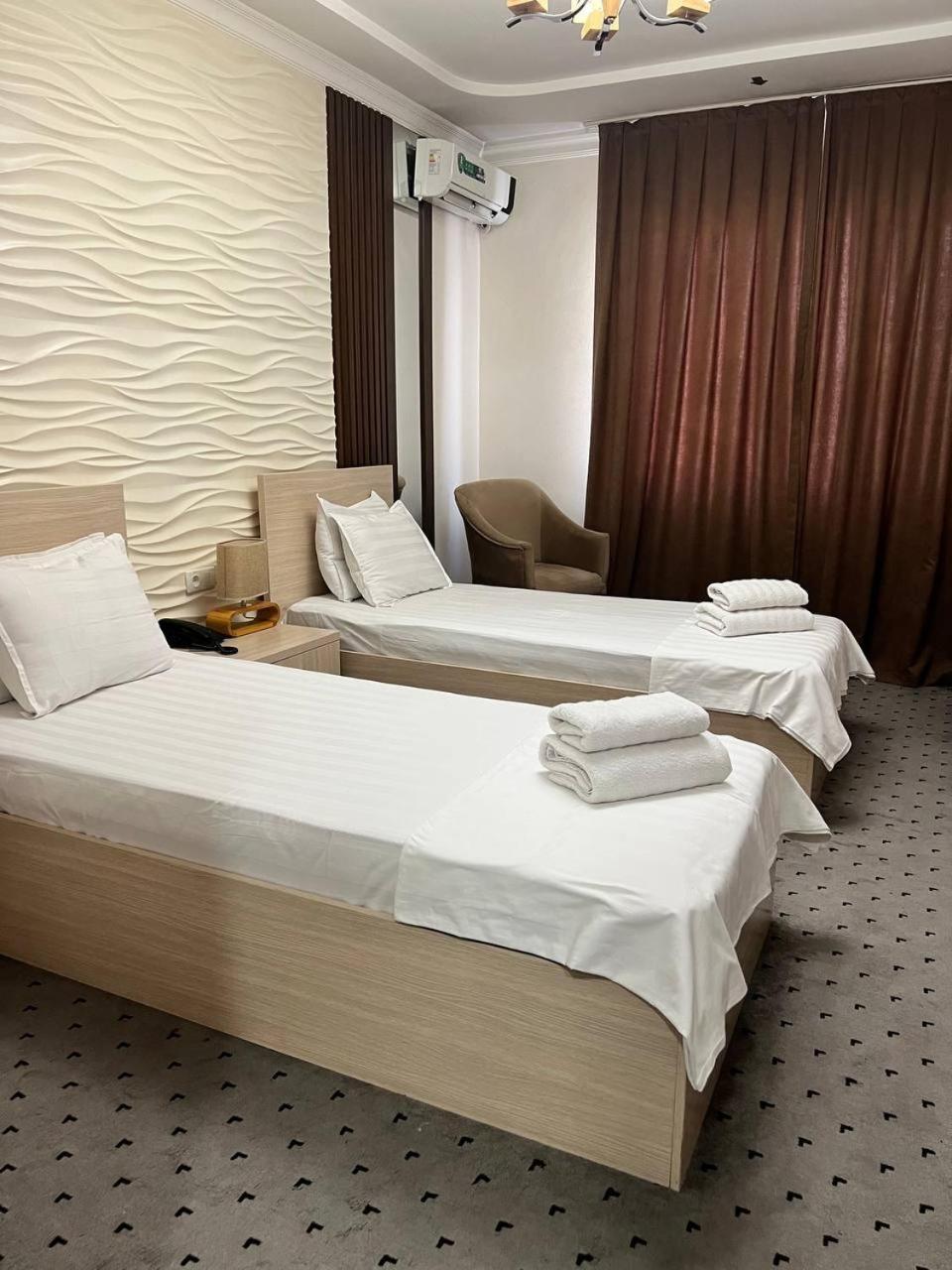 נמנאגאן Orzu Hotel מראה חיצוני תמונה